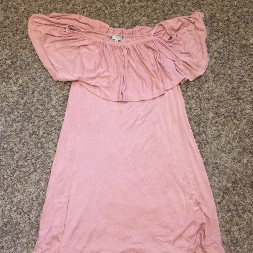 Pink off or on the shoulder dress